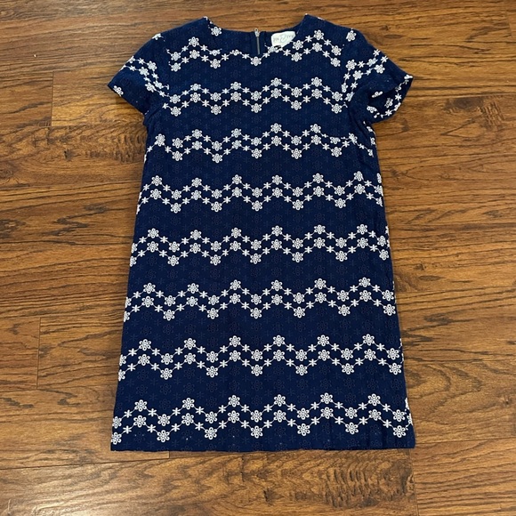 June and Ivy embroidered blue eyelet dress in size medium - Picture 1 of 4